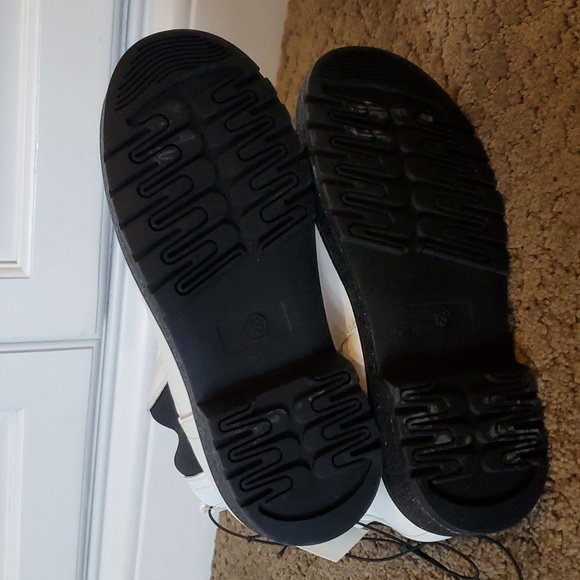 Girls MIA Girl Ellowin White Chelsea Boots Size 2 3 Glitter Midsoles Go-Go NWT - Picture 6 of 7